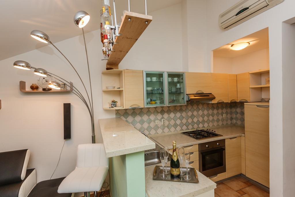 Apartments Ruzic Split Room photo