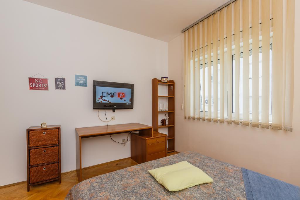 Apartments Ruzic Split Exterior photo