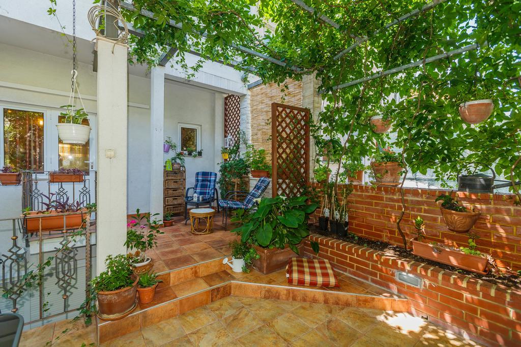 Apartments Ruzic Split Exterior photo